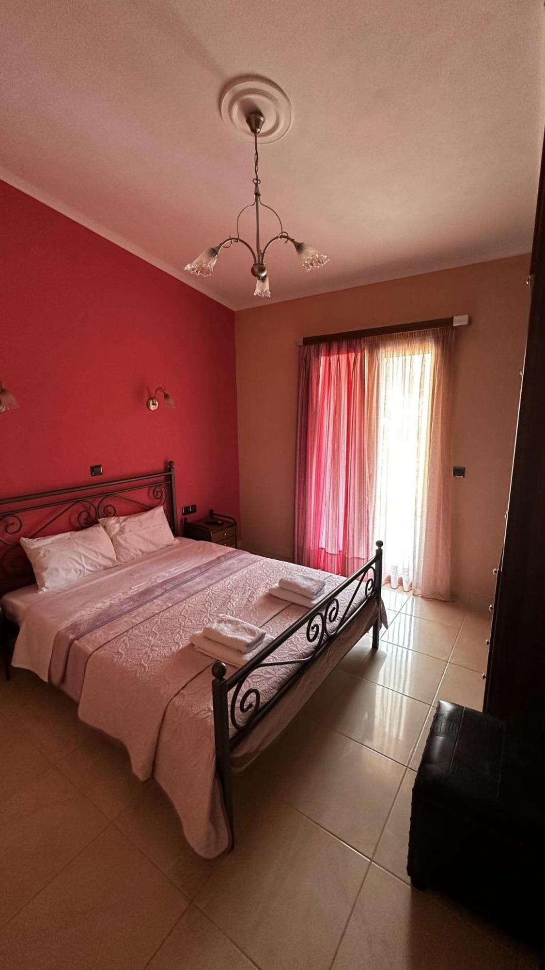Apartamento Το Πέτρινο Kiriákion Exterior foto