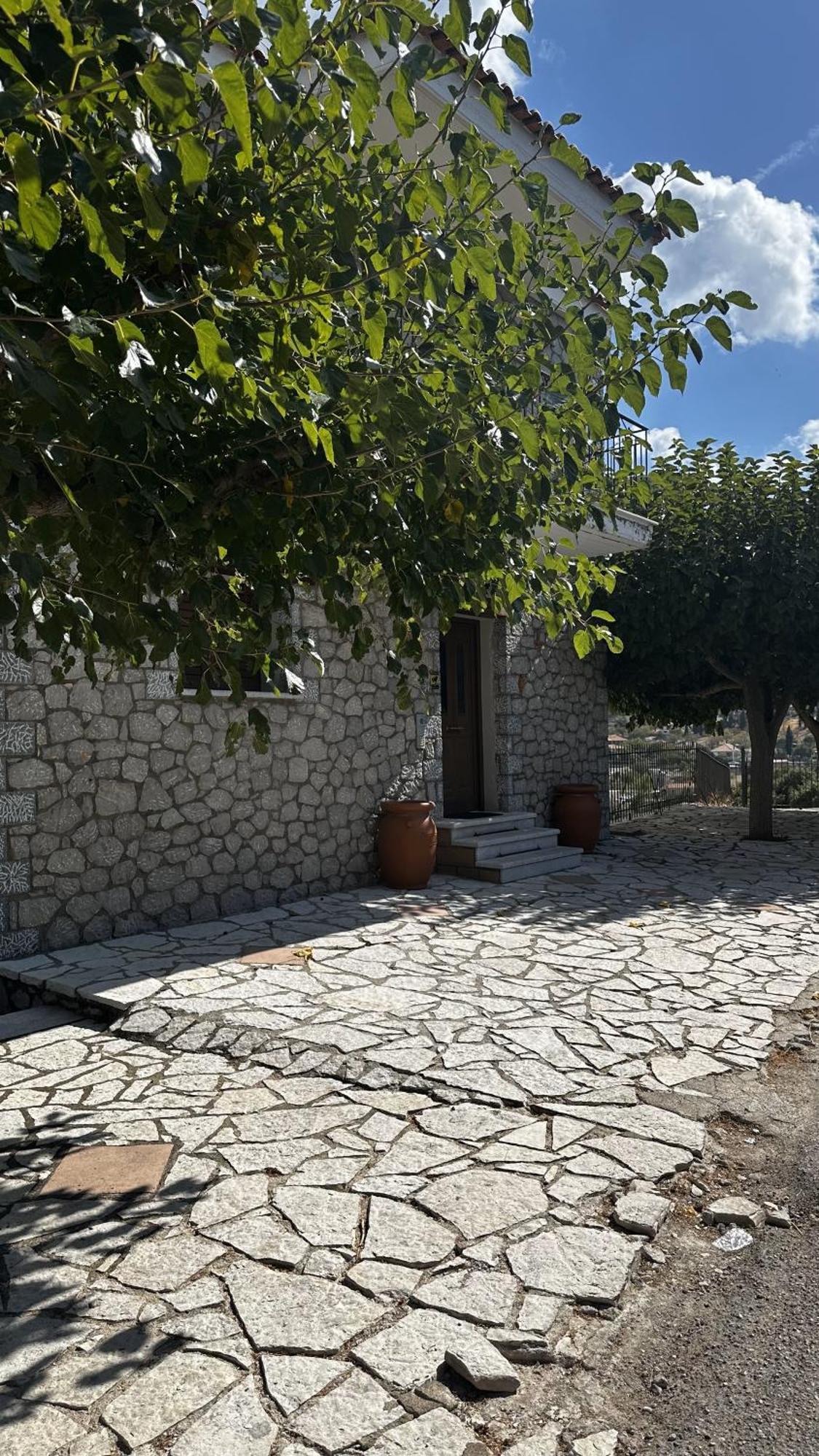 Apartamento Το Πέτρινο Kiriákion Exterior foto